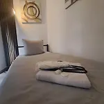 Turquoise Vandrerhjem Bukarest