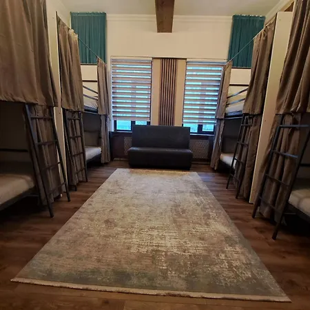 Hostel Turquoise *