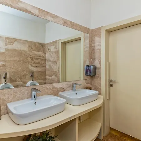 Turquoise Hostel Bucharest