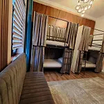 Turquoise Vandrerhjem Bukarest