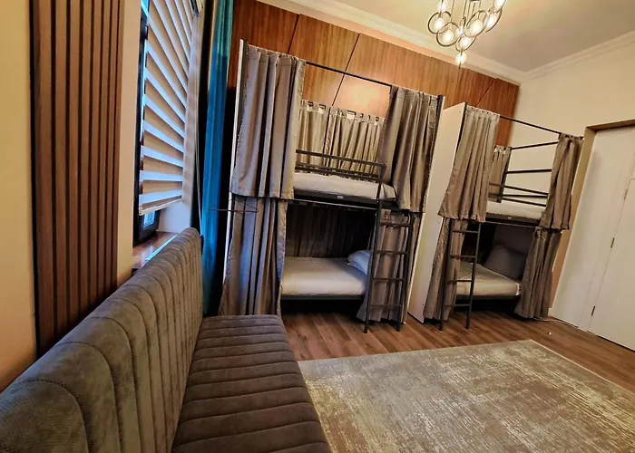 Turquoise Hostel Bükreş