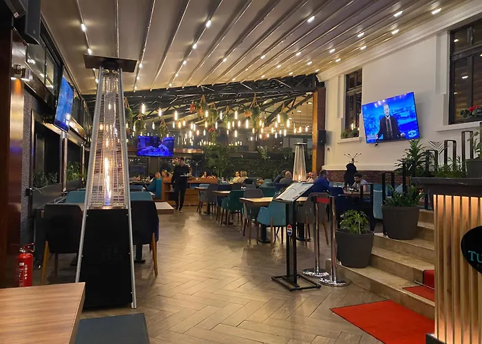 Turquoise بوخارست